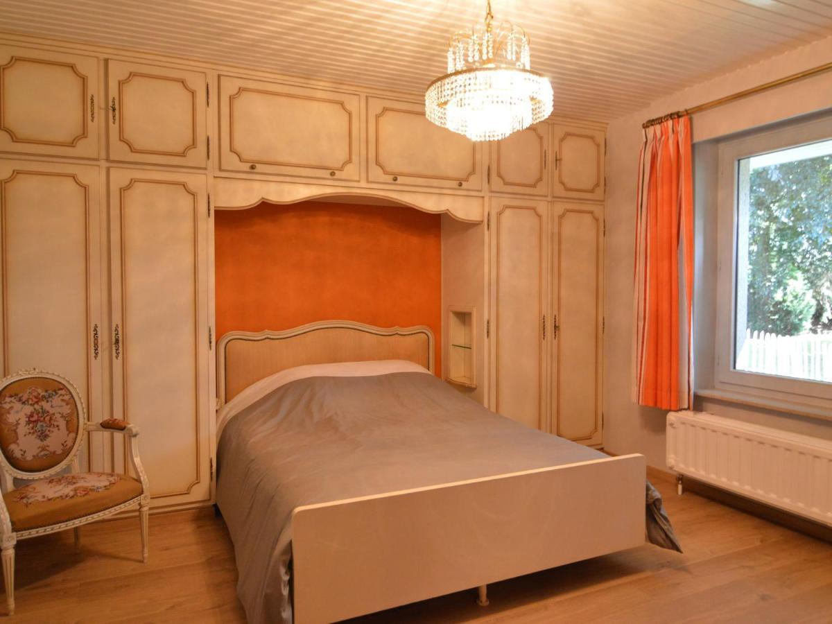 Elegant Villa In Stavelot With Fitness Playroom Ngoại thất bức ảnh