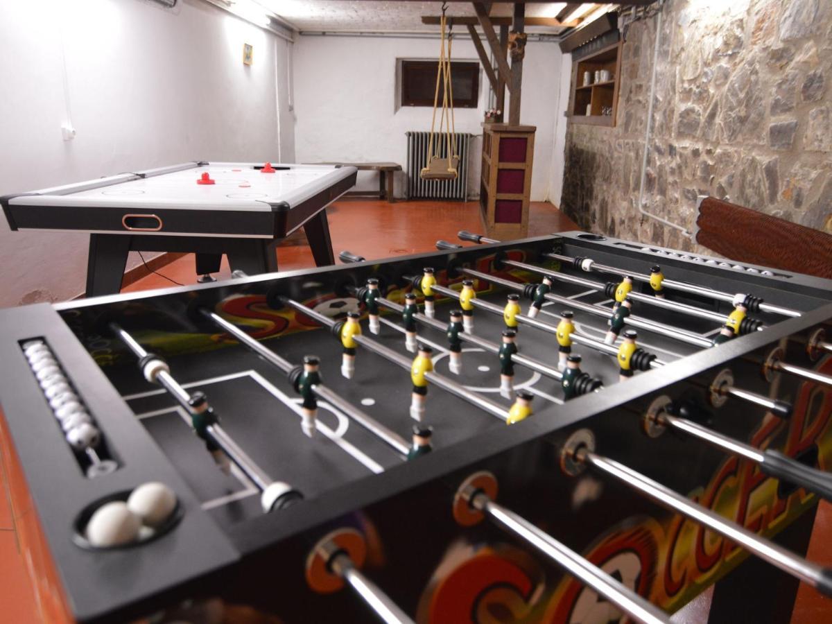 Elegant Villa In Stavelot With Fitness Playroom Ngoại thất bức ảnh